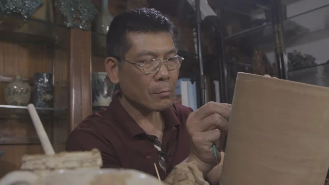 石湾琉璃瓦屋顶,石湾瓦脊全景视频