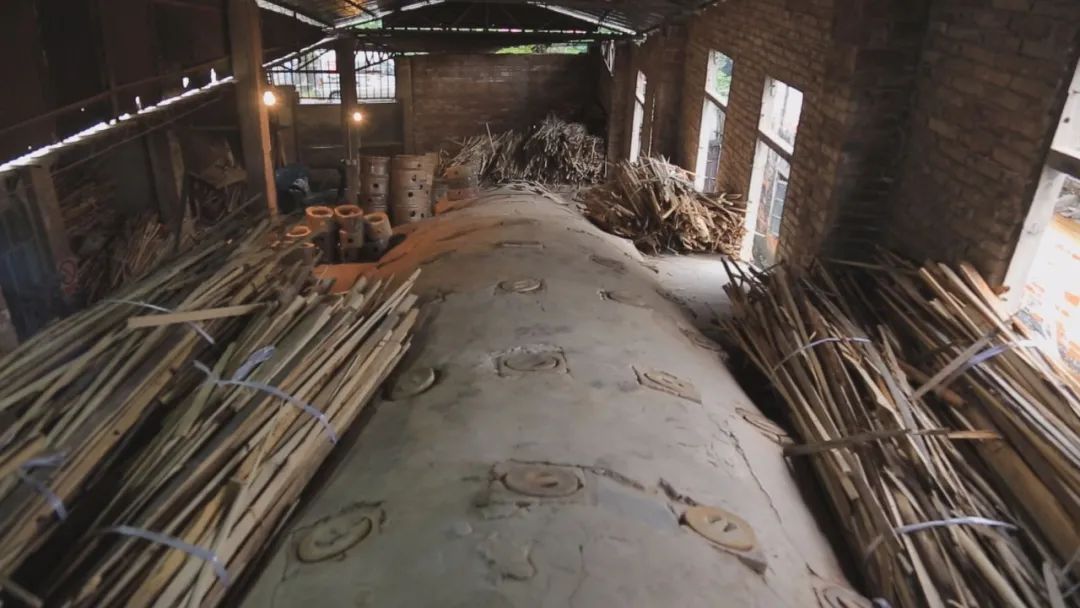 石湾琉璃瓦屋顶,石湾瓦脊全景视频