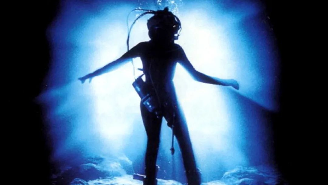 即使被它淹没也不会窒息，这是什么神奇液体？