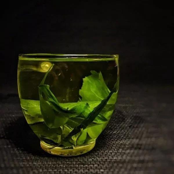 河北一朵“花”清气荡全球“连花清瘟”硬核抗疫力推进中药国际化