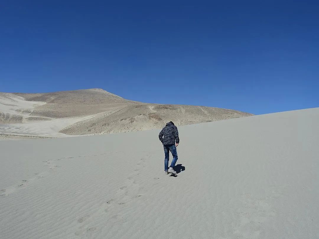 从日喀则出发珠穆朗玛峰旅游,日喀则能看到珠穆朗玛峰吗