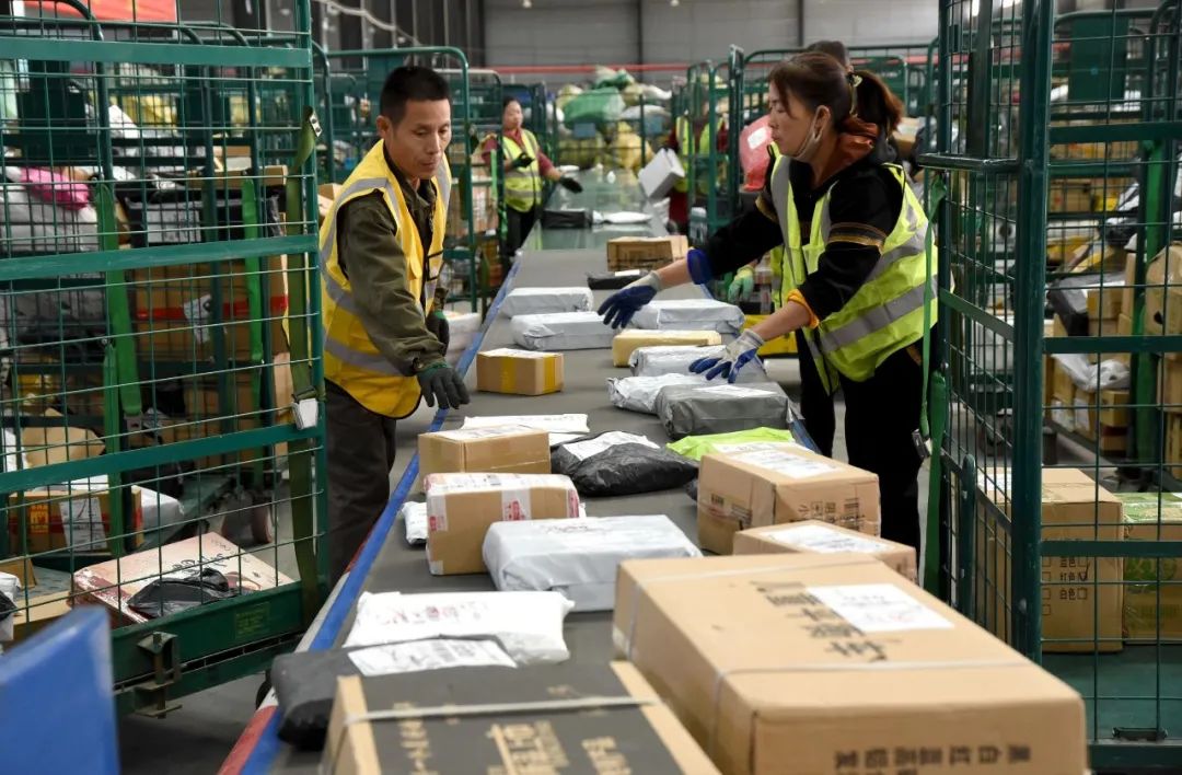 邮政e邮宝再次涨价，跨境物流保持正常运转没有别的招了？