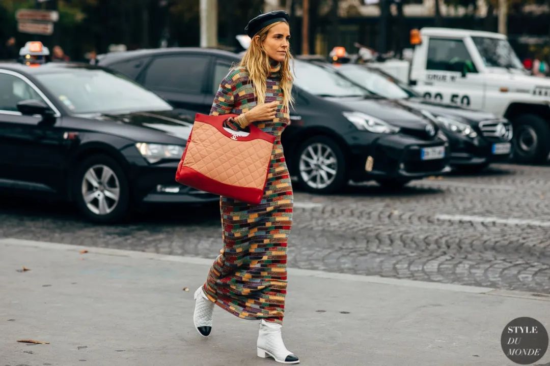 针织裙如何穿出高级感,什么样的针织裙显瘦