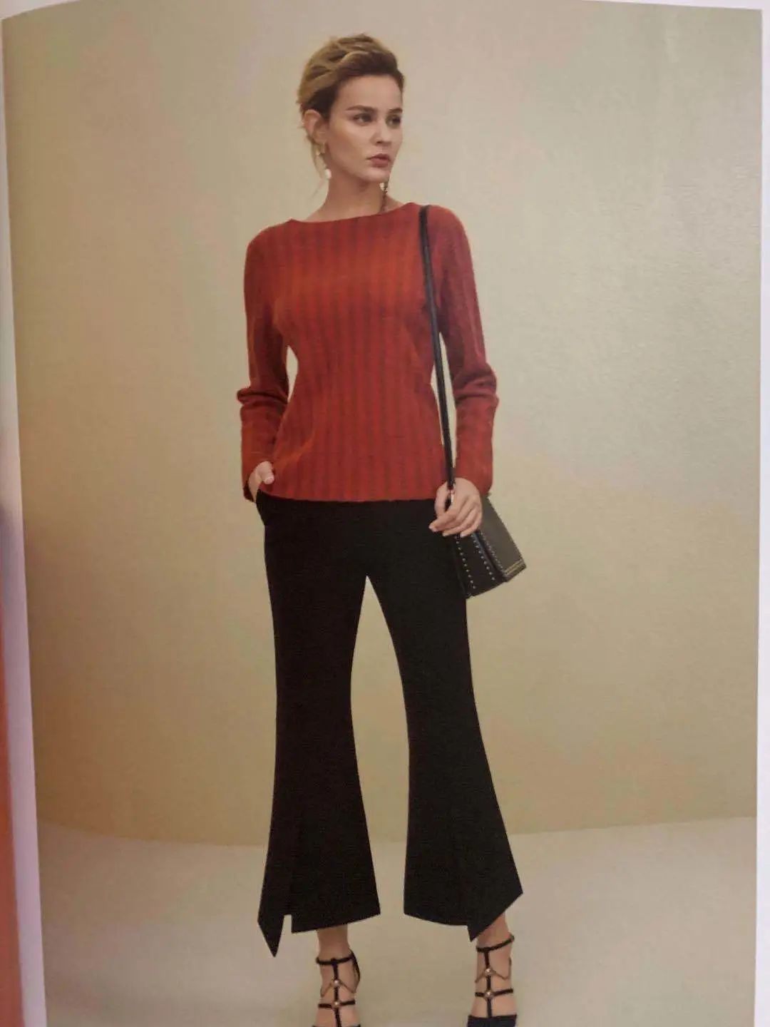 鏄屽钩璐墿鏀荤暐鎵撴姌鍟嗗満,鍖椾含鏄屽钩璐墿鏀荤暐鎵撴姌鍟嗗満