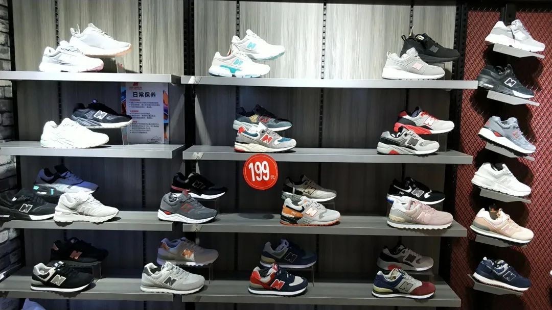 鏄屽钩璐墿鏀荤暐鎵撴姌鍟嗗満,鍖椾含鏄屽钩璐墿鏀荤暐鎵撴姌鍟嗗満