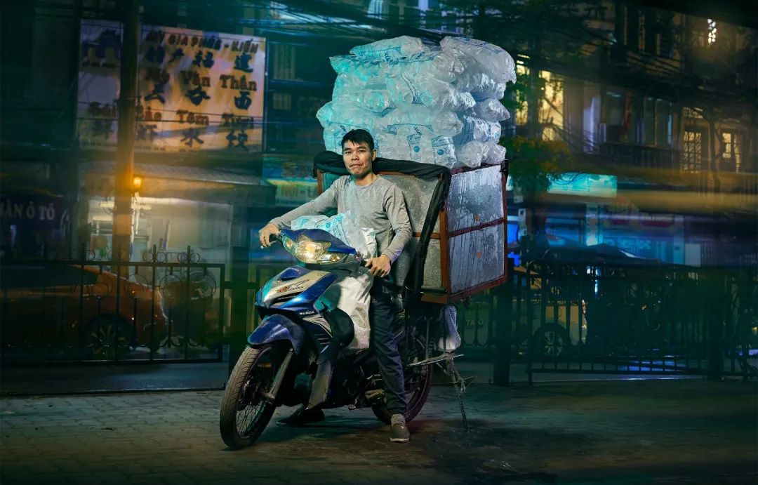 万中选一！他的照片以令人著迷的细节取胜