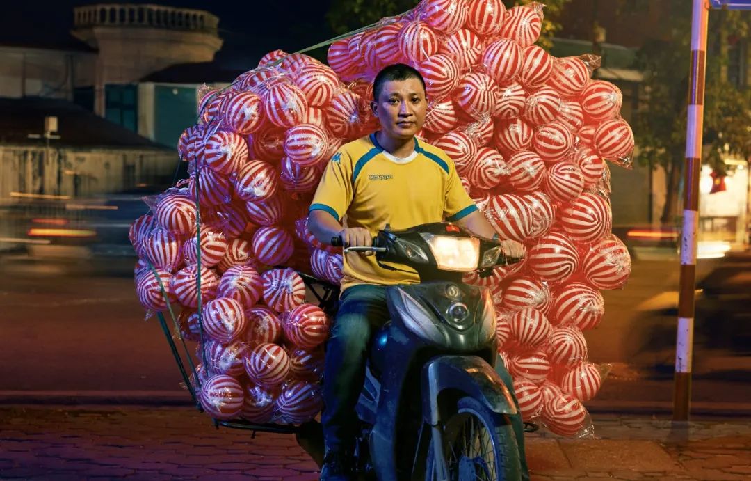 万中选一!他的照片以令人著迷的细节取胜