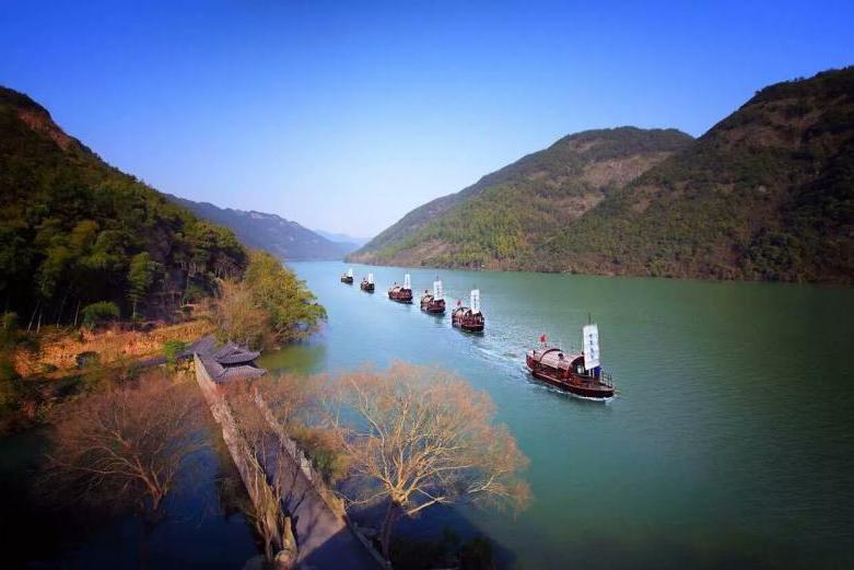 背靠乌龙山，坐拥富春水：这里的土产美货直播被抢疯了！