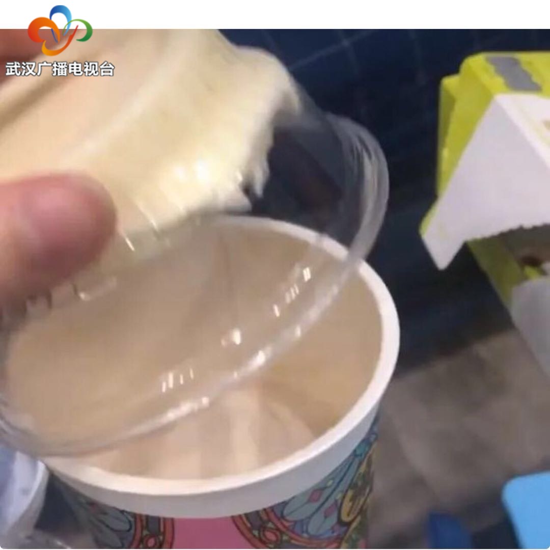 武汉朋友太热情，急得BOSS忙喊停：咔！请大家手下留情