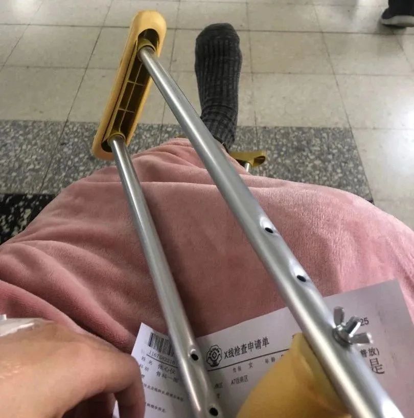 因为跳健身操,我韧带断了,花了4w做手术