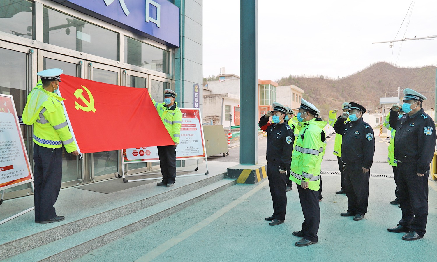 西峡县平安守护专项行动,公安提升群众安全感措施