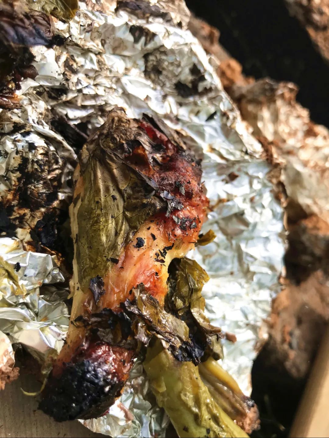 武汉开车1.5小时|通透如琉璃的“蓝丝绸”湖,有人在湖畔造了500亩撒欢营地「432集」