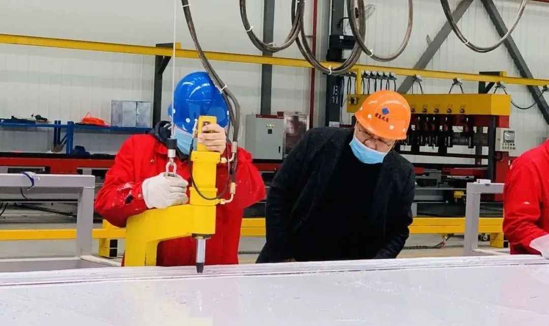 宏昌天马冷藏车厂家在哪里,江苏宏昌天马9.6米冷藏车