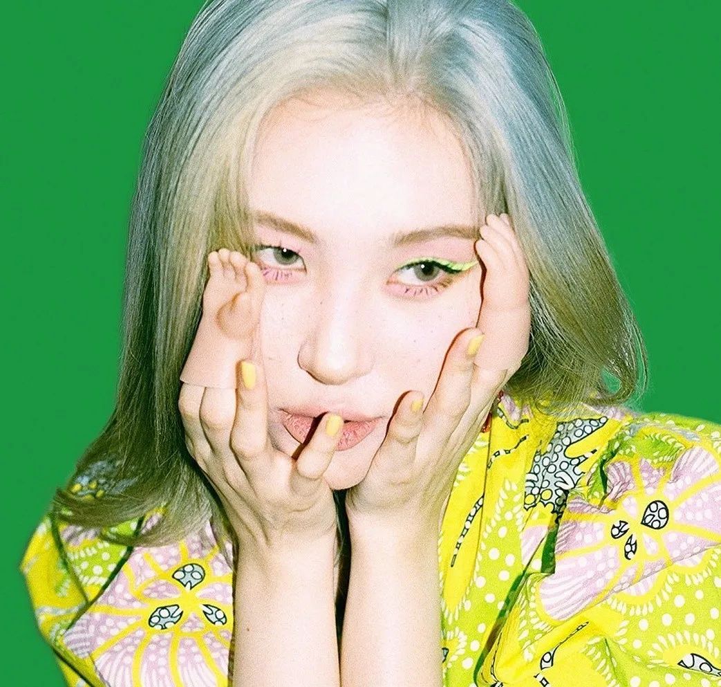 宣美出道时的视频,宣美入驻抖音账号