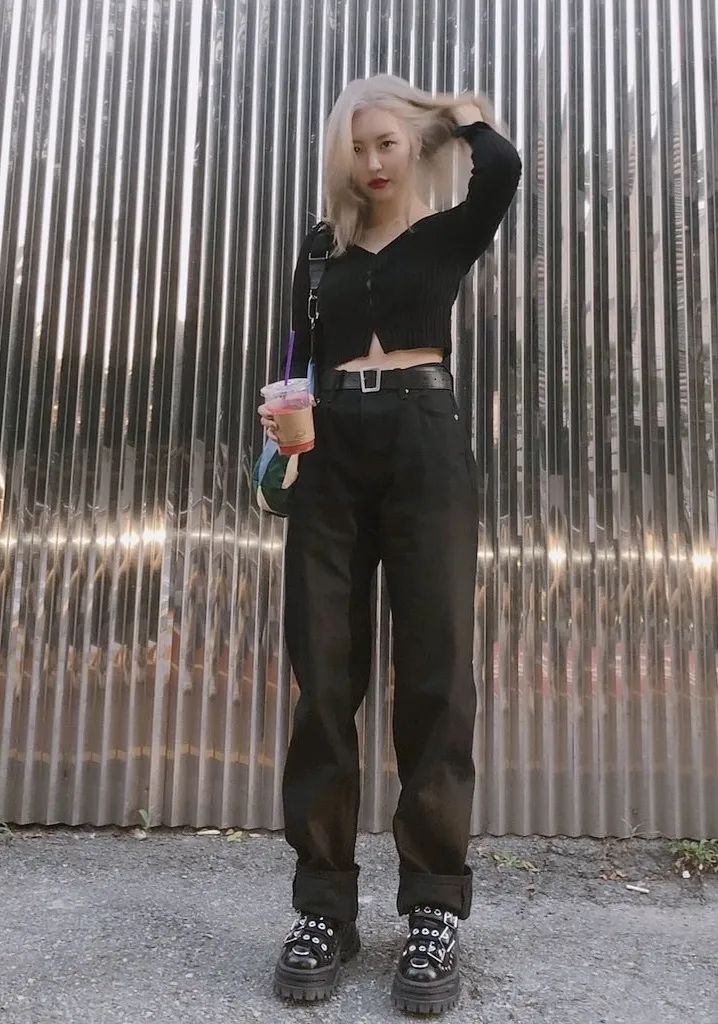 宣美出道时的视频,宣美入驻抖音账号