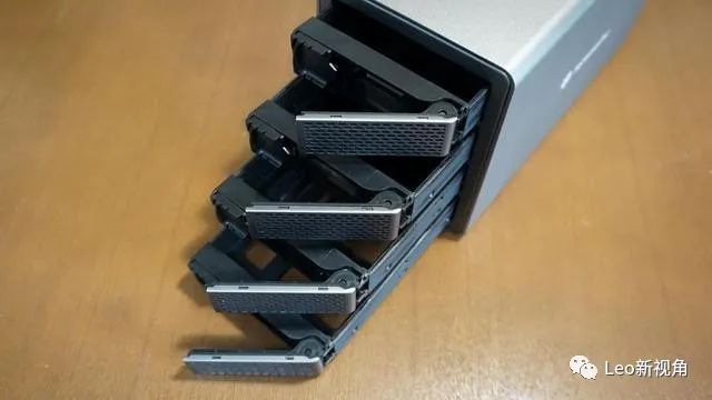 群晖用什么硬盘柜,尤达大师硬盘柜接群晖