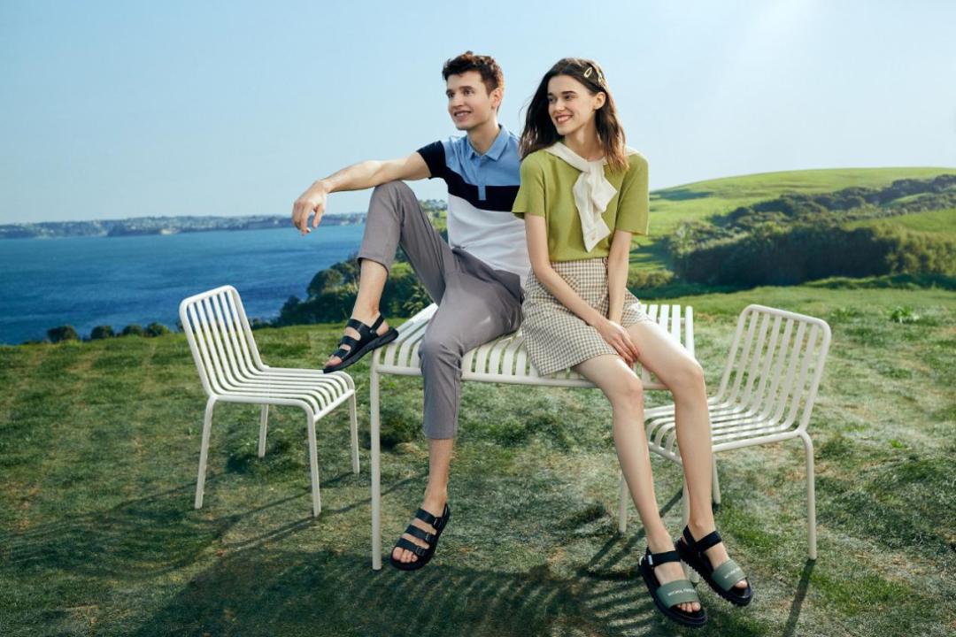 致敬劳动者,消费hin光荣,用云闪付APP有优惠