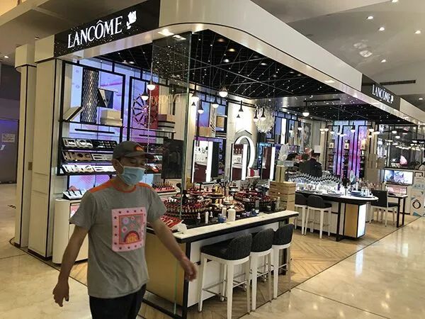 上海打折季来了！化妆品58折、家电对折…这样买最划算！