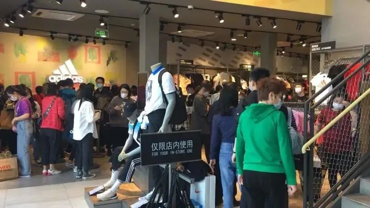 上海打折季来了！化妆品58折、家电对折…这样买最划算！