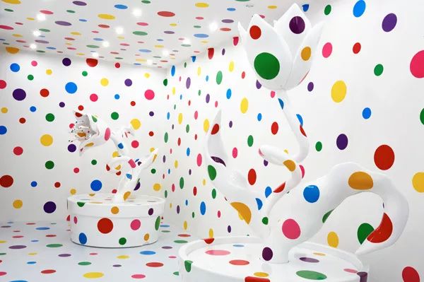 日本在世当代艺术家,日本当代艺术家太阳花