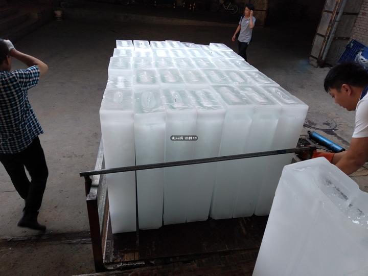 同城冰块一般在什么店卖,冰块生意好做吗