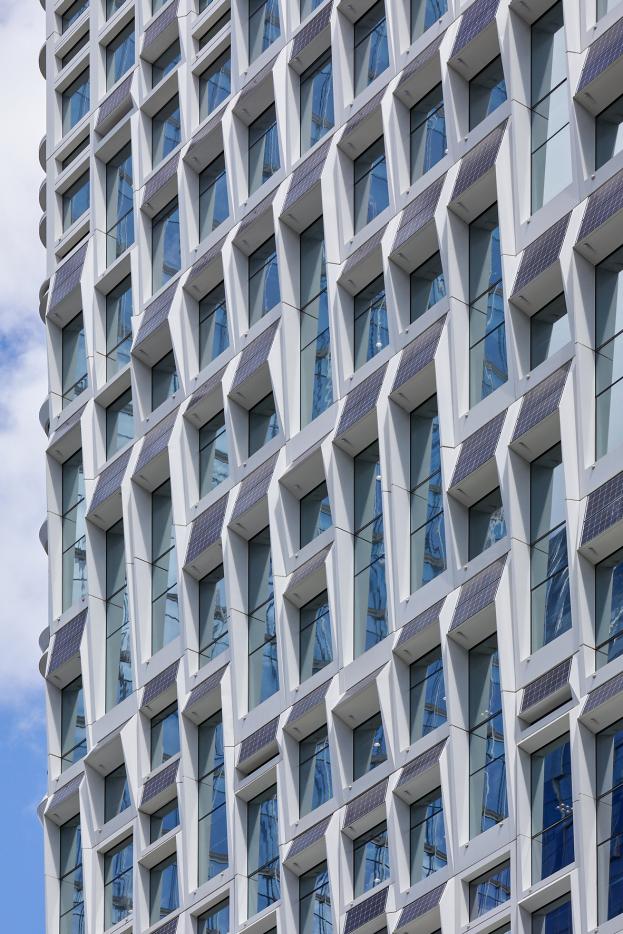 楼房外墙可以装太阳能板吗,外墙能安太阳能板吗