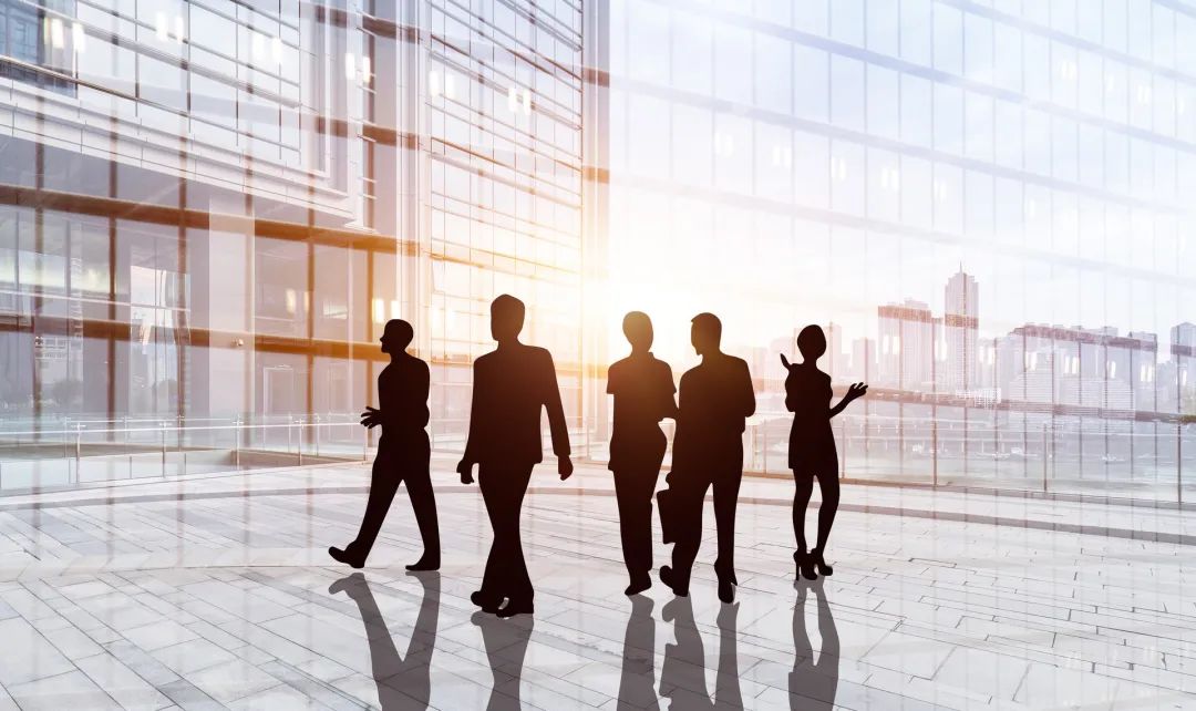 突发！港股一度暴跌近1000点，A股私募大佬“抄底”心切？高毅、淡水泉、王亚伟调仓路线曝光，“神秘信号”再现，市场又当如何演绎？