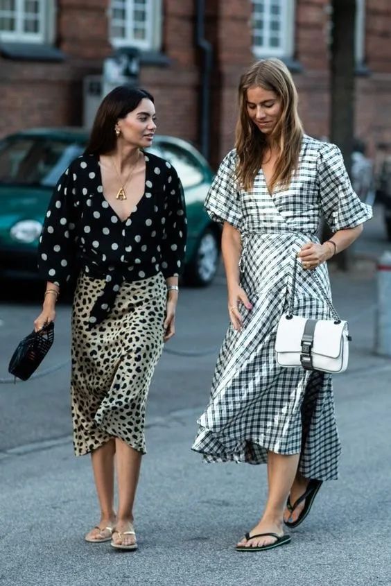 今夏凉拖哪种最舒服,凉拖推荐舒适与颜值并存