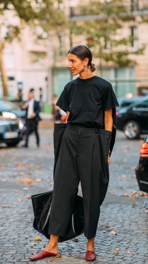 今夏凉拖哪种最舒服,凉拖推荐舒适与颜值并存