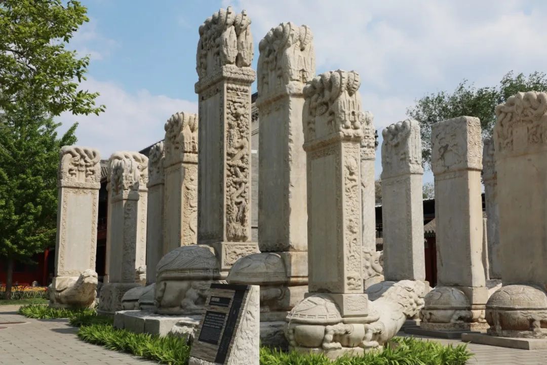 钮祜禄氏的寿宴、富察傅恒的宗祠碑……来听听石刻里的北京故事