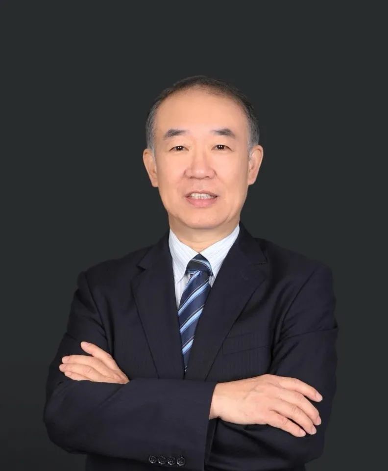 归国学子腰痛得无法入睡，中山七院骨科一招治好