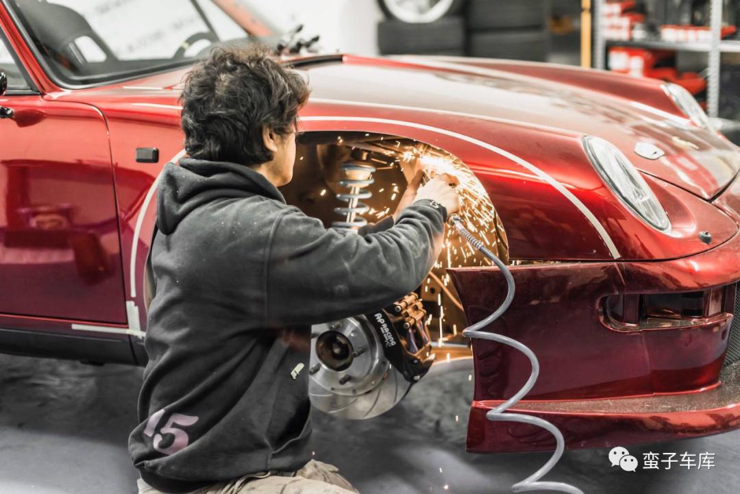 《蛮子车库09》Backdate--把自来旧的保时捷911变得更古典(玩法1:RWB)