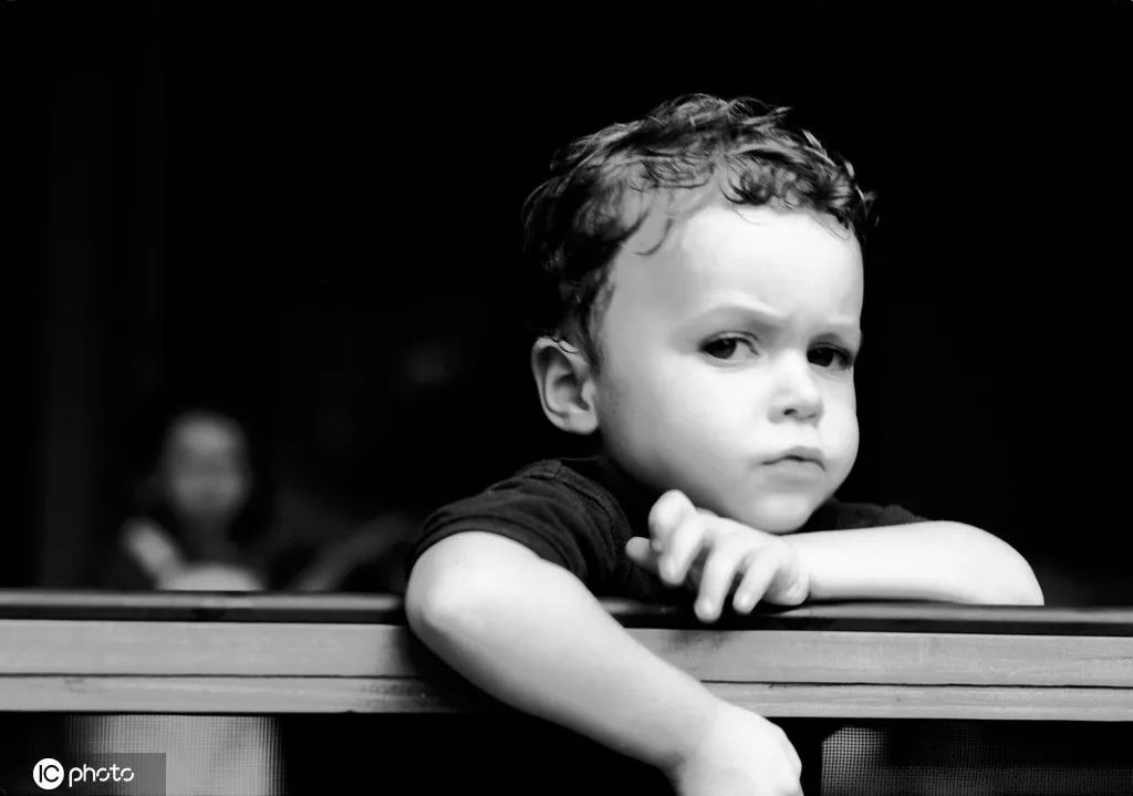 程序猿都应学习的语言：看25张图学UML