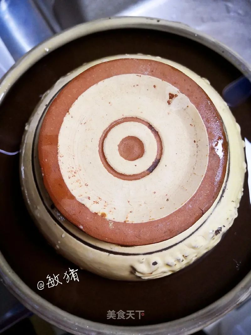 教大家做好吃爽口的四川泡菜，口感脆生，开胃解腻