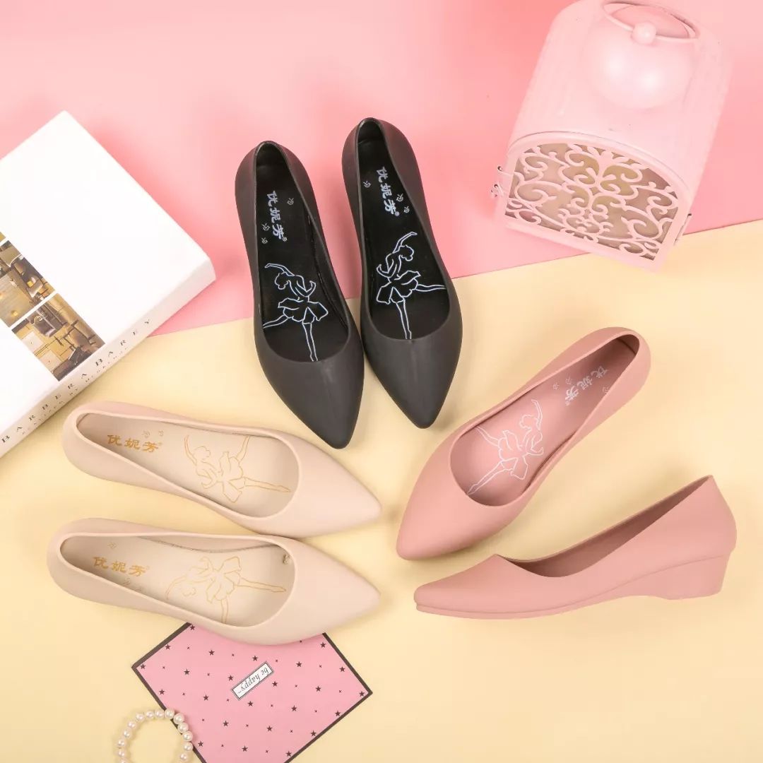 夏季不闷脚舒适防滑懒人鞋,平底鞋超软防磨脚