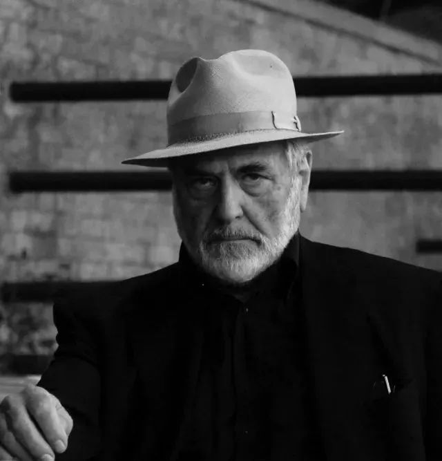 “贫穷艺术”创始人切兰特因新冠去世，这个并不贫穷的艺术运动为何伟大？