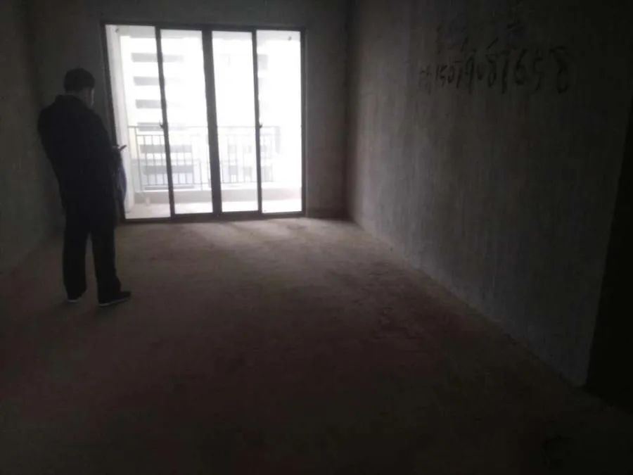 南昌最低房价要2000块钱一平方吗,南昌一般154平方的房子多少钱