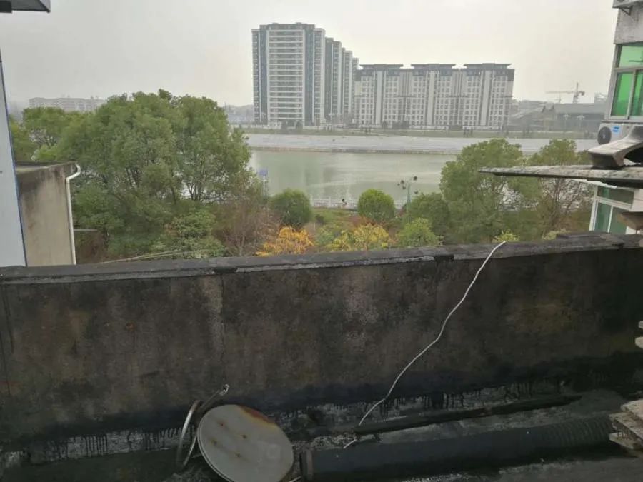 南昌最低房价要2000块钱一平方吗,南昌一般154平方的房子多少钱