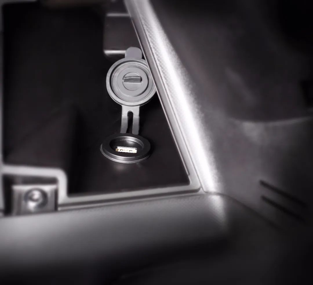 新上市250踏板车,新上市的250踏板车