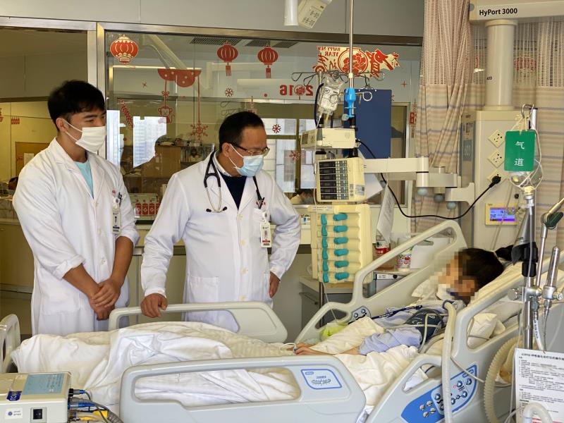 穿鞋子把脚磨破了怎么办,穿运动鞋大脚趾磨破皮怎么办