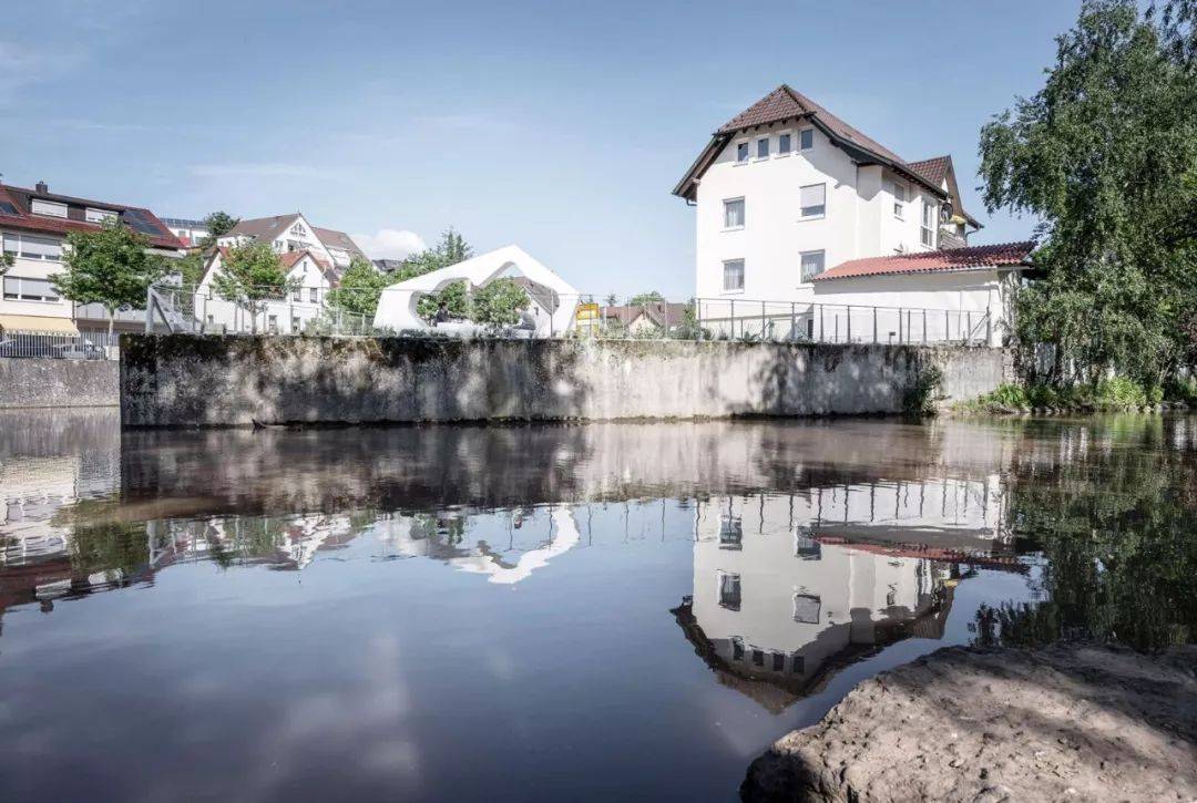 板凳奇葩设计,板凳上面的造型