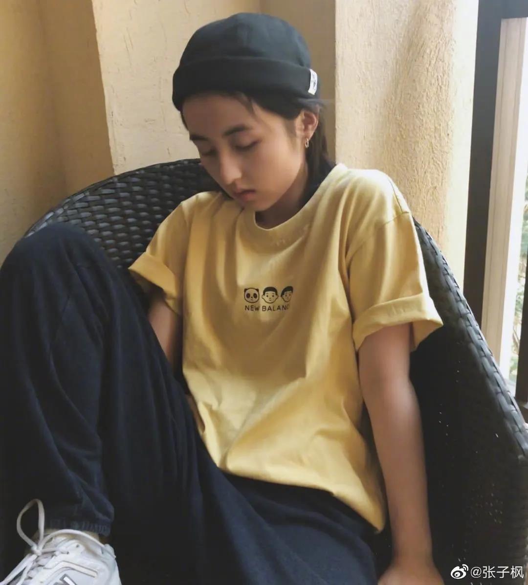 张子枫快跟邓伦学学户外“防黑”秘籍吧