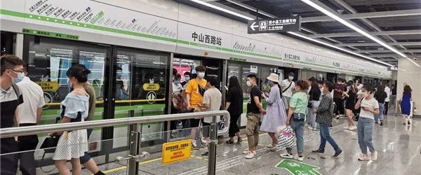 楼盘开盘单日吸金196亿,万科翡翠公园最好地段