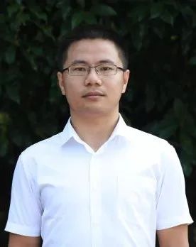 战疫示范微党课直播,坚守初心担使命讲党课简报