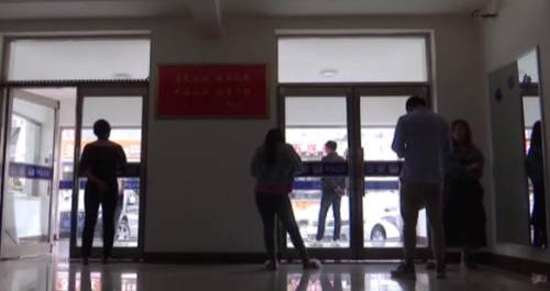 签名就可以拿几百块钱是什么套路,签名免费领取100字