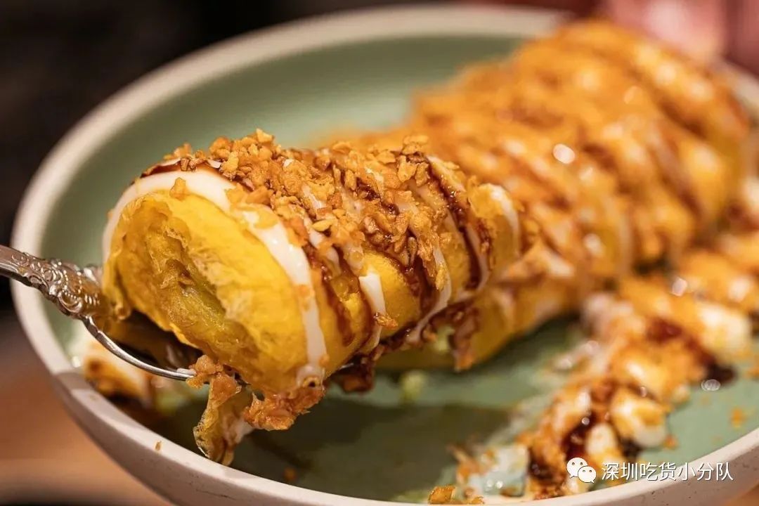 开门就排队的茶饮店,开门就排队的烧烤大鹏