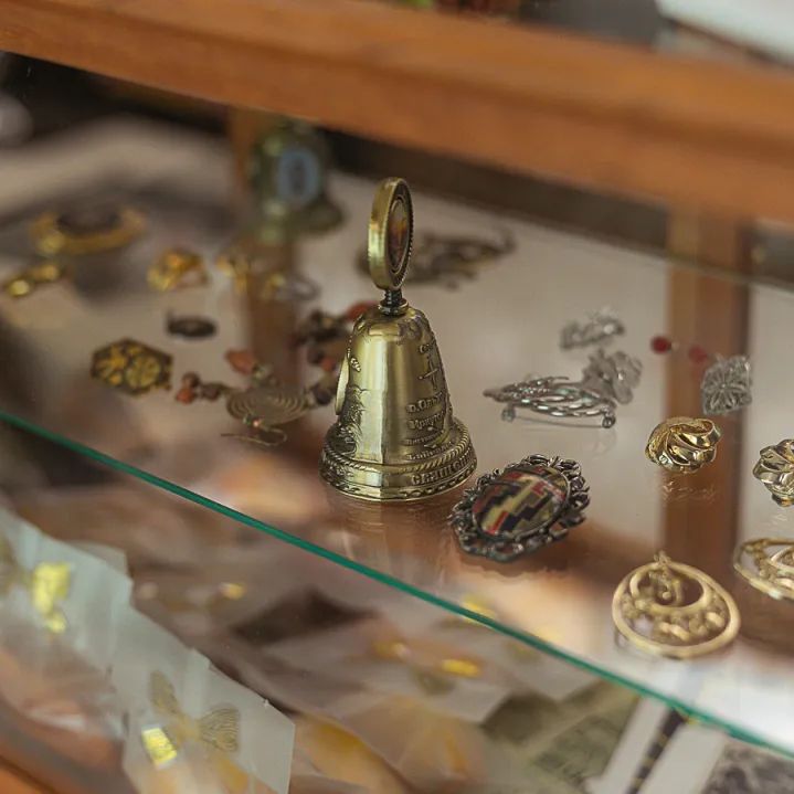 开门就排队的茶饮店,开门就排队的烧烤大鹏