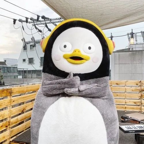 东方神起SuperJunior合流“BeyondLIVE”;郑容和19日发新单曲《Wouldyoumarryme?》