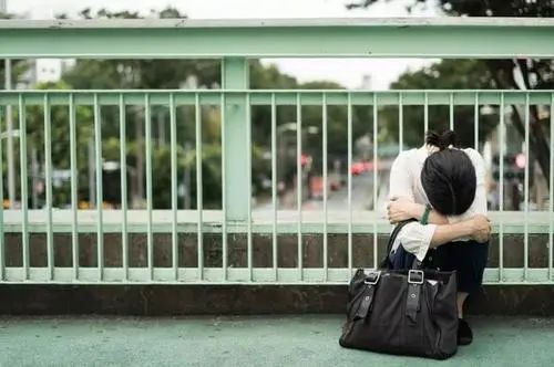 疫情之下,越来越多的日本贫困女性投入AV行业