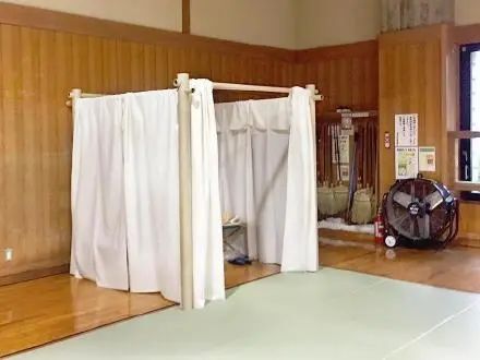 疫情之下,越来越多的日本贫困女性投入AV行业